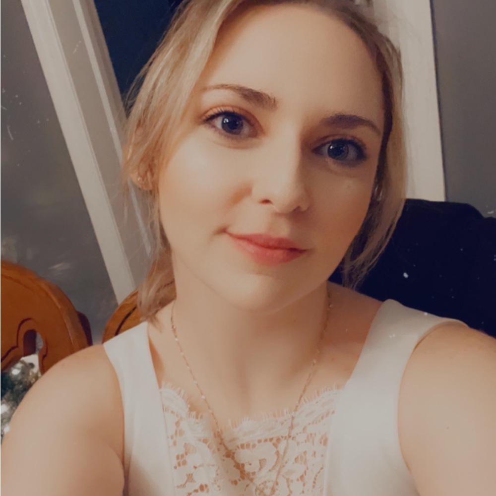 Meet your Posher, Katelyn